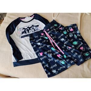 Friends TV Show Pajama Set. Juniors/Women's Medium. Rachel, Monica, Phoebe. 90s